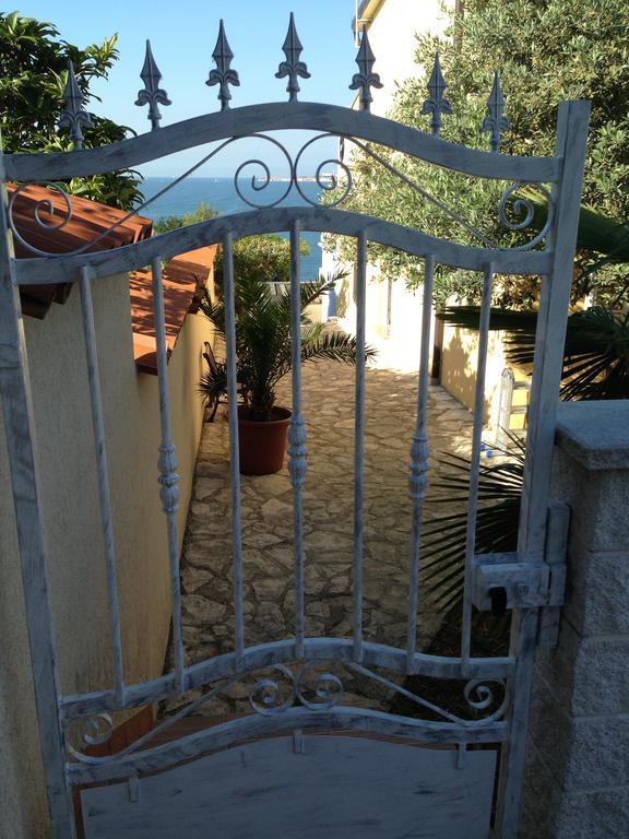 Apartments Salvore Crveni Vrh Rom bilde